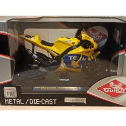 Yamaha YZRM1 46 Team Camel - Valentino Rossi - Guiloy Die Cast Bike  1:10