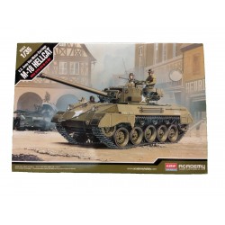 US M18 Hellcat - WWII Tank Plastic model Kit 1/35 Academy cod.13255