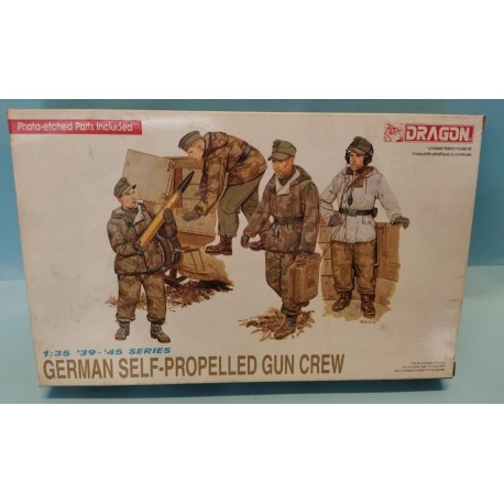 German Self Propelled Gun Crew Figures Soldiers  1/35 N°6016 Dragon