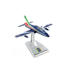 Aermacchi MB-339 PAN - Military Airplane - Die-Cast Metal 1/100 Italeri