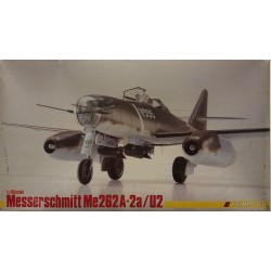 Messerchmitt Me262 A 2a/U2 - 1/48 plastic model kit airplane Trimaster  Ma11