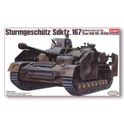 Sturmgeschutz Sdkfz.167 75mm WWII - Tank - Plastic Model Kit 1:35 Academy 13235