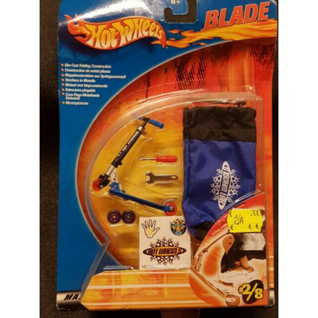 Hot Wheels Blade Monopattino Scooter in metallo -2/8 Mattel 29585