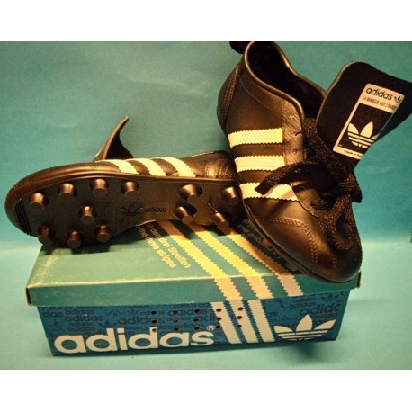 Scarpe da Calcio pelle Adidas Bologna n 32 da Esposizione Collezione Vintage 