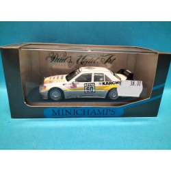 Mercedes 190 E Evo 2 AMG Karcher  Die Cast Model 1/43 Art 3130 Minichamps