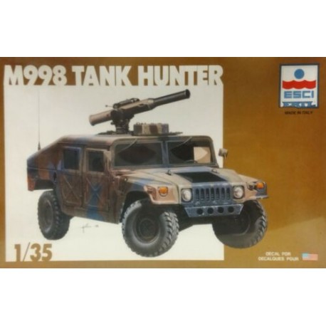 US M998 Hummer Tank Hunter combat vehicle Plastic model Kit 1:35 Esci Ertl 5017