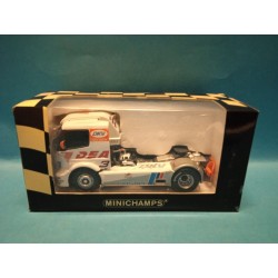 Mercedes Benz Race Truck Team DVK Die Cast Model Ar990303 1/43 Minichamps