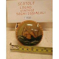 Scatola Apribile in Legno tipo Matrioska Segno zodiacale Acquario Vintage