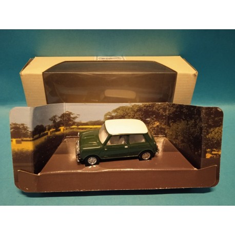 Mini Minor Verde e  Bianco Die Cast Model Art 98136 1/43 Classic Vehicles Corgi