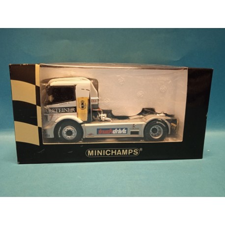 Mercedes Benz Race Truck Team Warsteiner Die Cast Model Ar990307 1/43 Minichamps