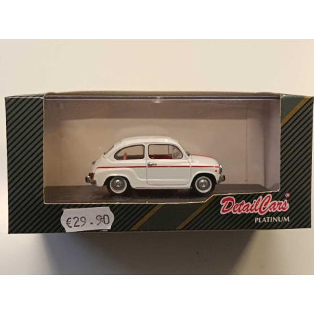 DetailCars Platinum ART. 311 Fiat 600D 1965 - Bianca con Riga Rossa - 1:43
