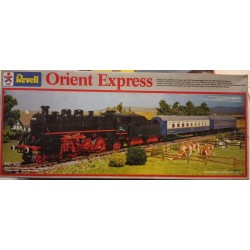 ORIENT EXPRESS - LOCO + 2 Wagons - H0 Kit in plastica REVELL 1/87 art.2190