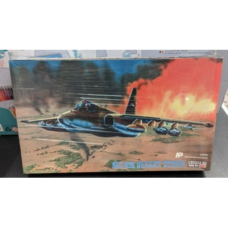  SU 25K Desert Storm K8I Plastic Model Kit 1/72 Hobby Master Kit Craft 