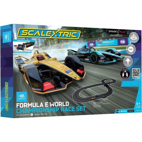 Formula E Race Set - C1423M Scalextric Spark Plug - 1:32 Pista Slot Car