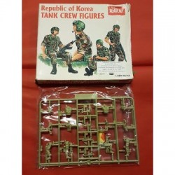 Republic Of Korea TANK CREW - 4 Soldatini - Scala 1/35 Academy 