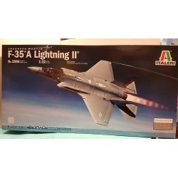 F 35 A Linghtning II Lokheed Martin Plastic Model Kit 1:32 n°2506 Italeri