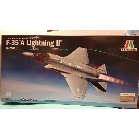 F 35 A Linghtning II Lokheed Martin Plastic Model Kit 1:32 n°2506 Italeri