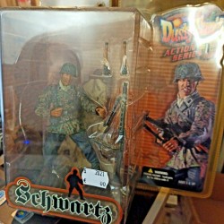 German Infantry W MG42 Schwartz Action Figure Soldier Dusty Trail