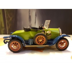 RIO - FIAT ZERO SPIDER - Modello DIE-CAST 1/43 ITALIA (no box)