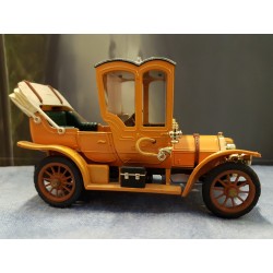 RIO - FIAT 24 CV - cod.25 - Modello DIE-CAST 1/43 ITALIA (no box)