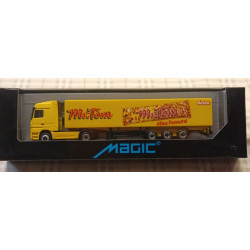 MERCEDES TRUCK W TRAILER  - Metal truck - Yellow  MR. TOM  Magic - Herpa
